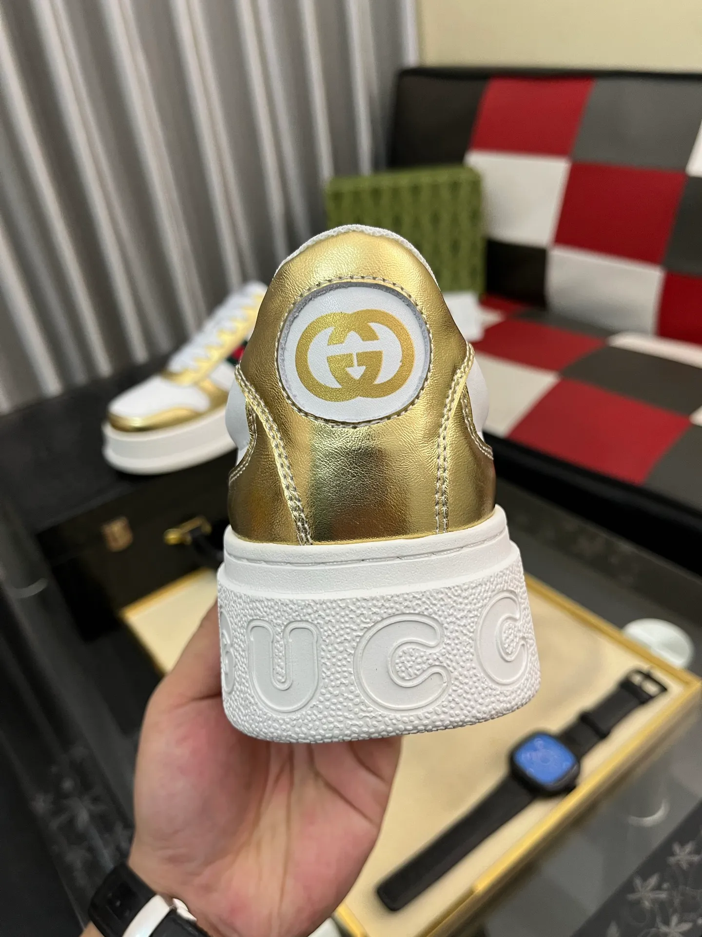 Men's Men's Shoes💰: 380⌚️⌚️[GUCCI] Gucci men's latest white shoe series casual shoes! The official website is built 1:1. Upper: Made of imported cowhide, with electric embroidery ➕Inner lining: Made of high-quality first-layer pigskin, soft and comfortable. Picky material selection and exquisite workmanship give you the best enjoyment. Size: 38-444️⃣Colors available